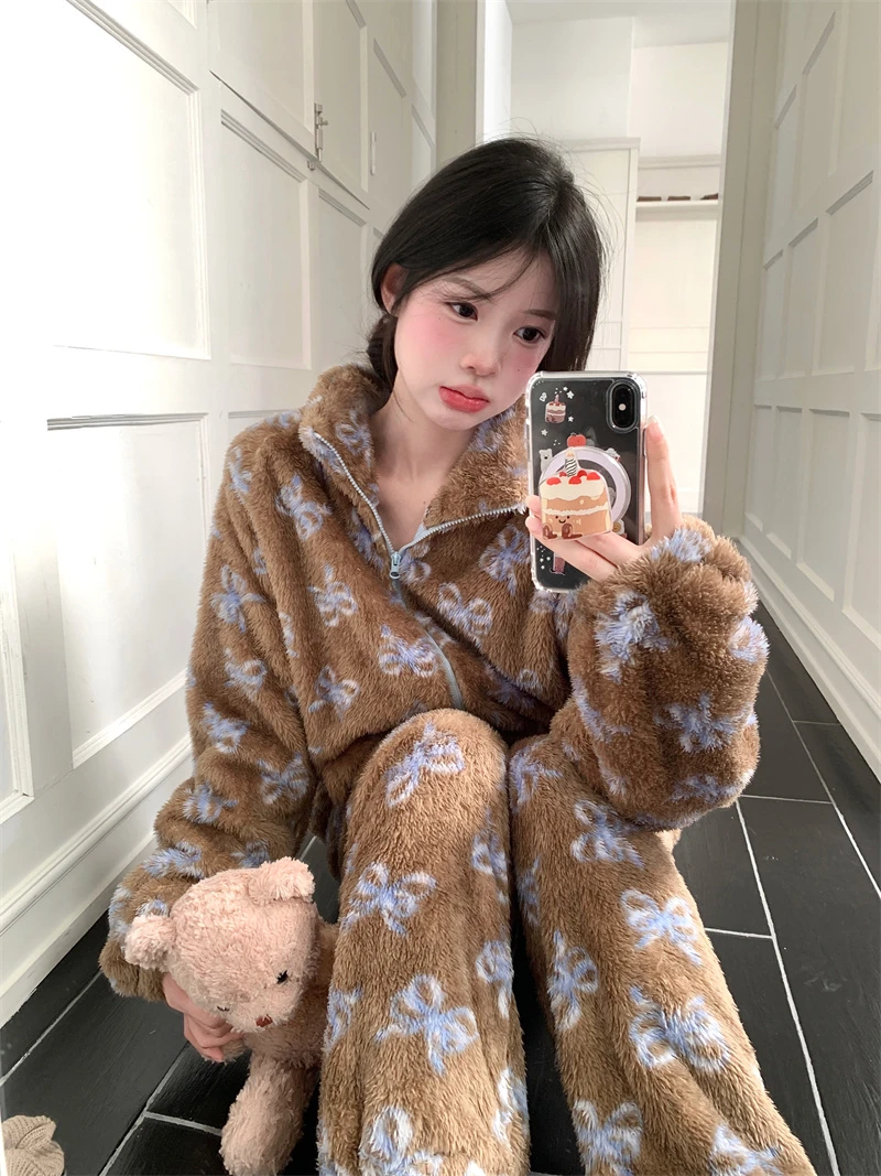 韩国ins甜美蝴蝶结珊瑚绒睡衣女冬季毛绒加厚保暖拉链家居服宽松