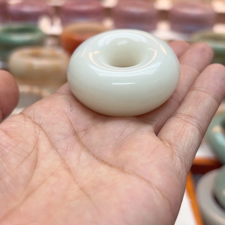 石英质玉手镯合金