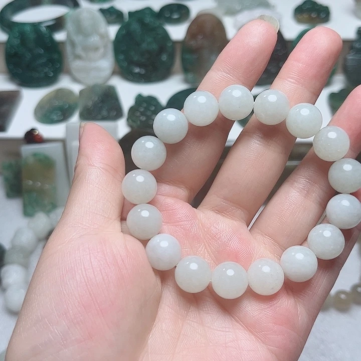 独山玉未镶嵌吊坠