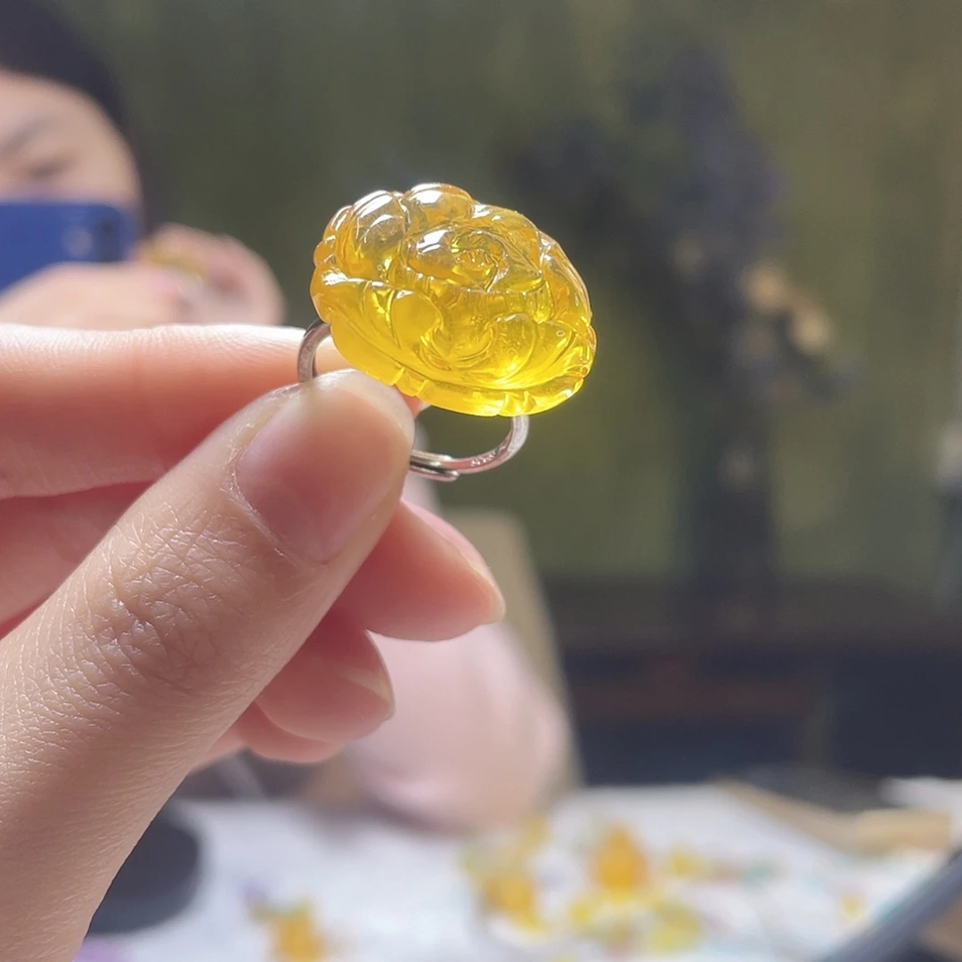 蜜蜡银S925镶嵌裸石戒指