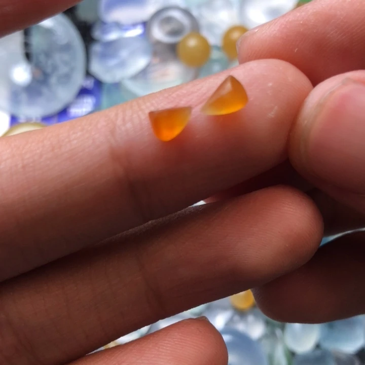 定制翡翠未镶嵌挂件