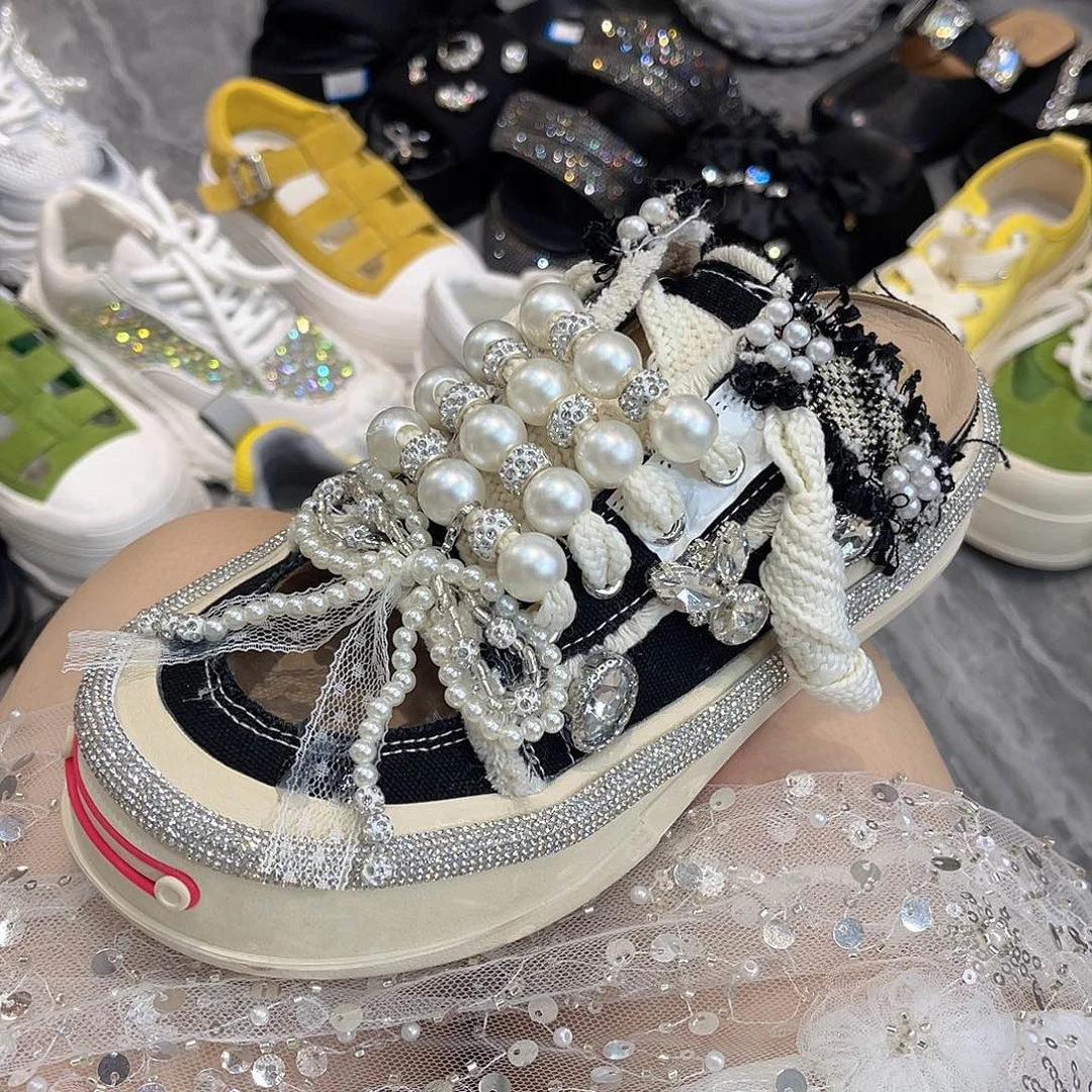 ****大包头凉鞋黑色35不退换