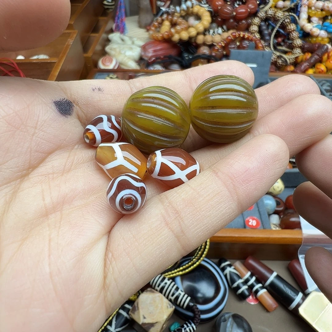 玛瑙/玉髓未镶嵌珠宝半成品