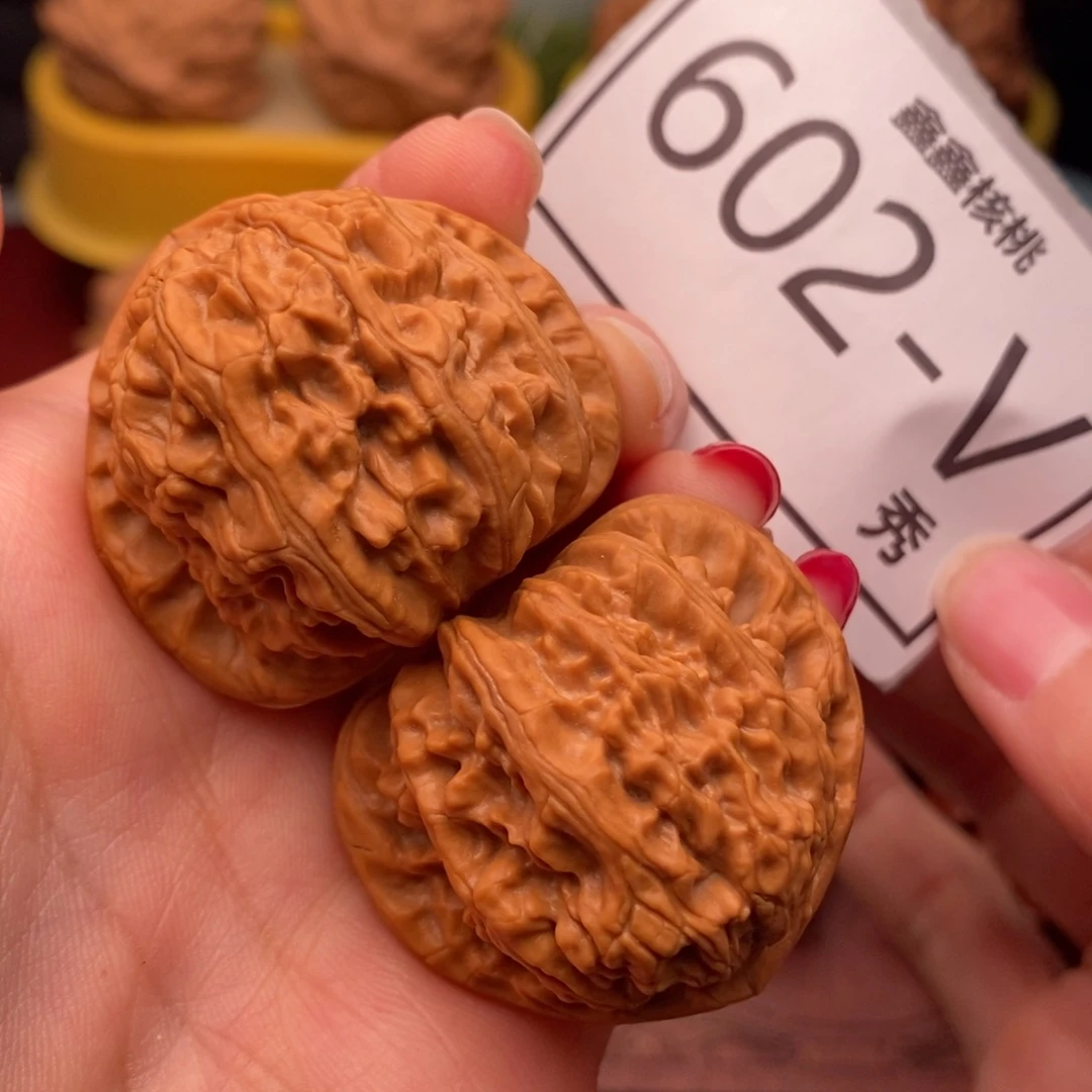 桃核把件毕业三角白38……