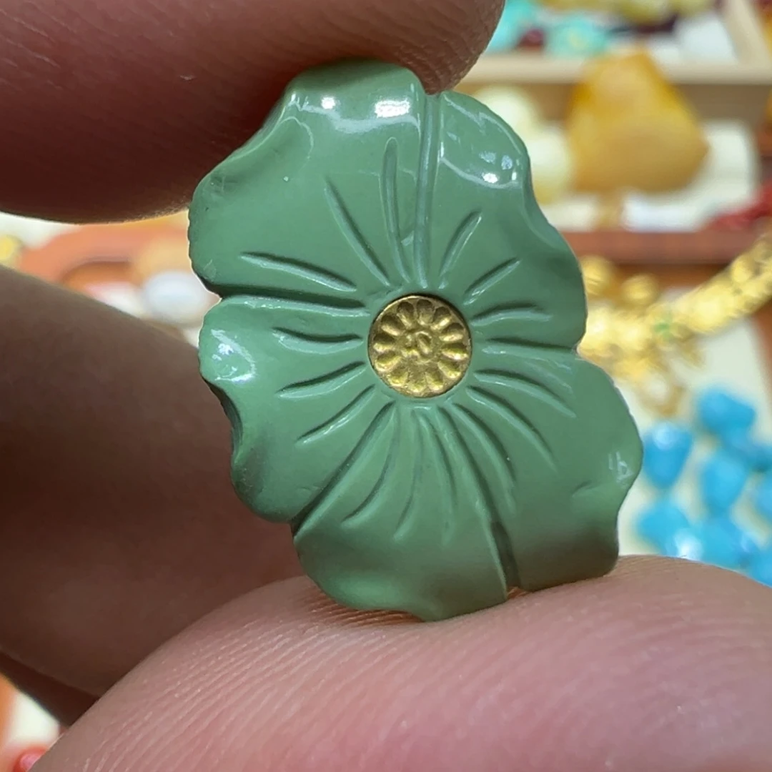 绿松石未镶嵌颈饰卡子