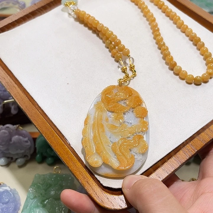 翡翠未镶嵌颈饰翡翠吊坠