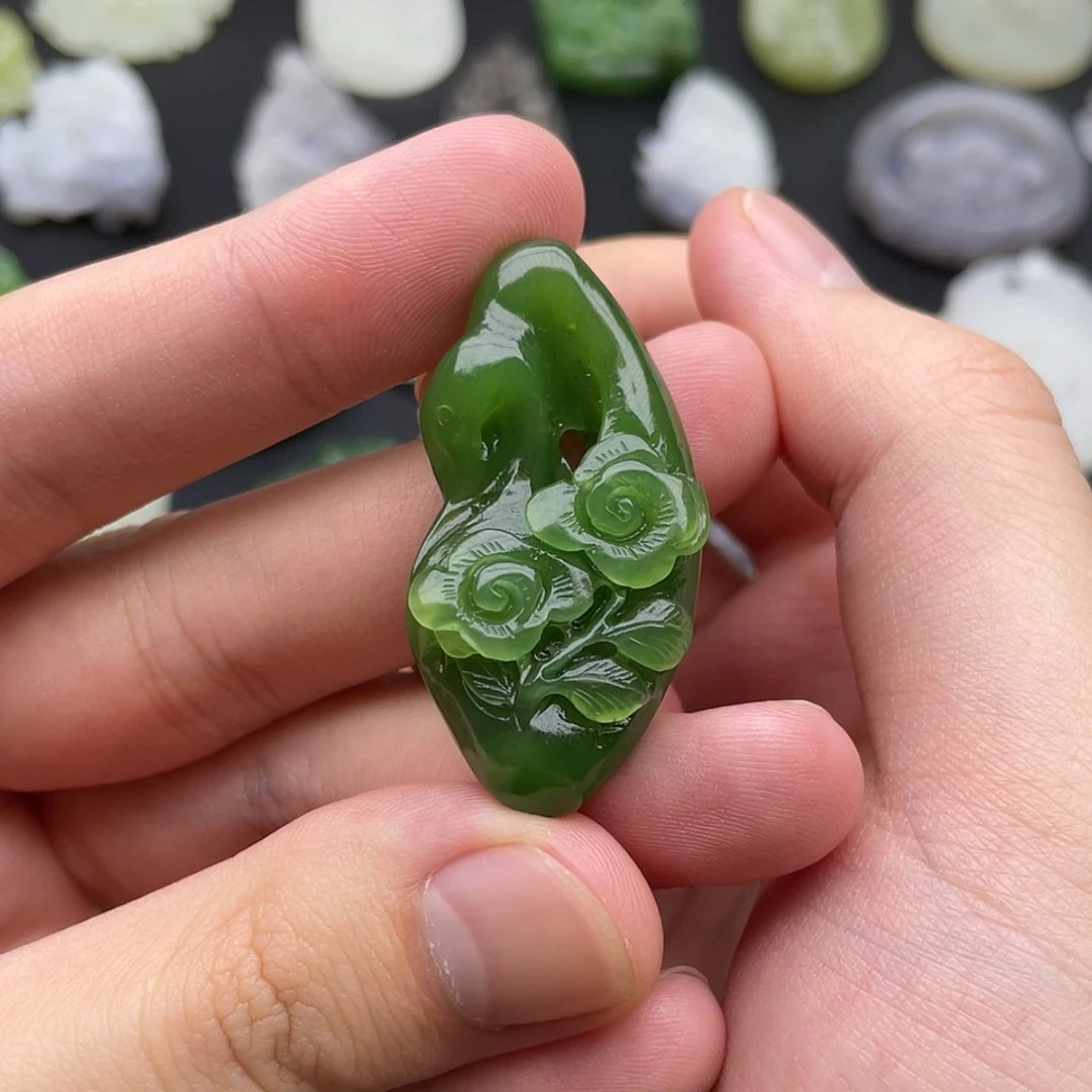 【闪购商品】颈饰未镶嵌和田玉