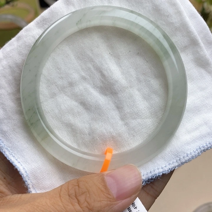 石英岩玉手镯未镶嵌