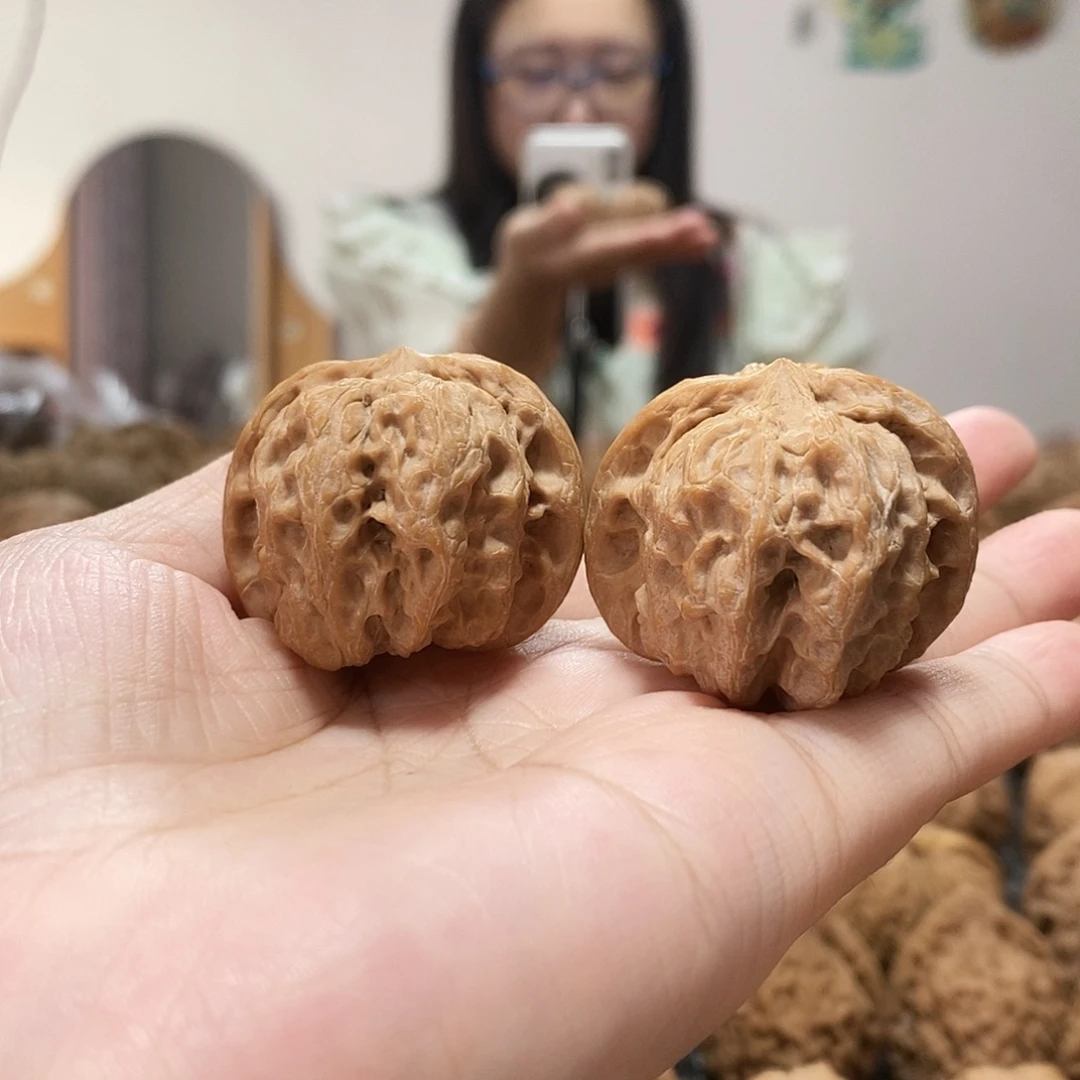 文玩核桃吊坠圆尚36+