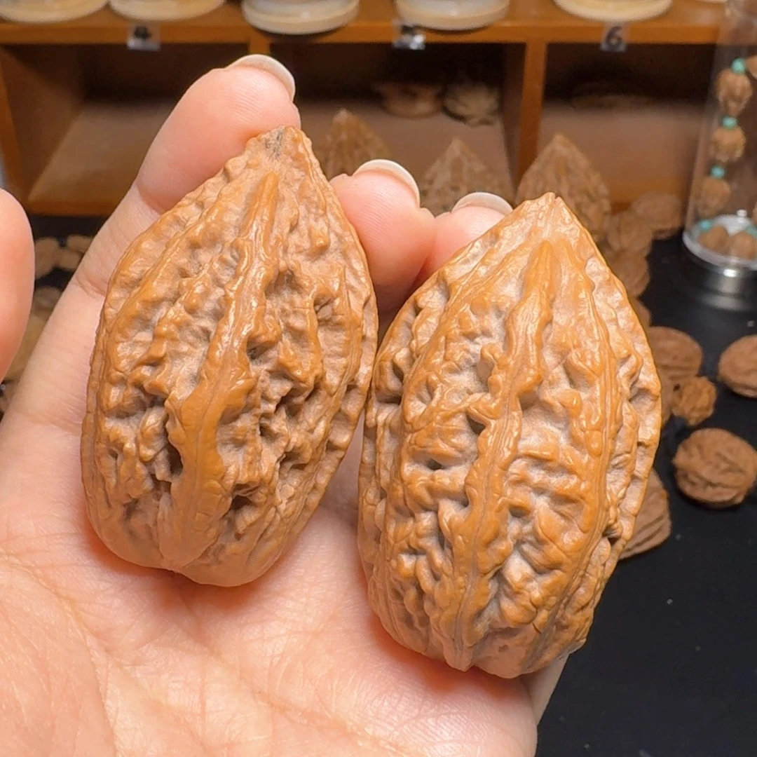 文玩核桃把件41克壁虎