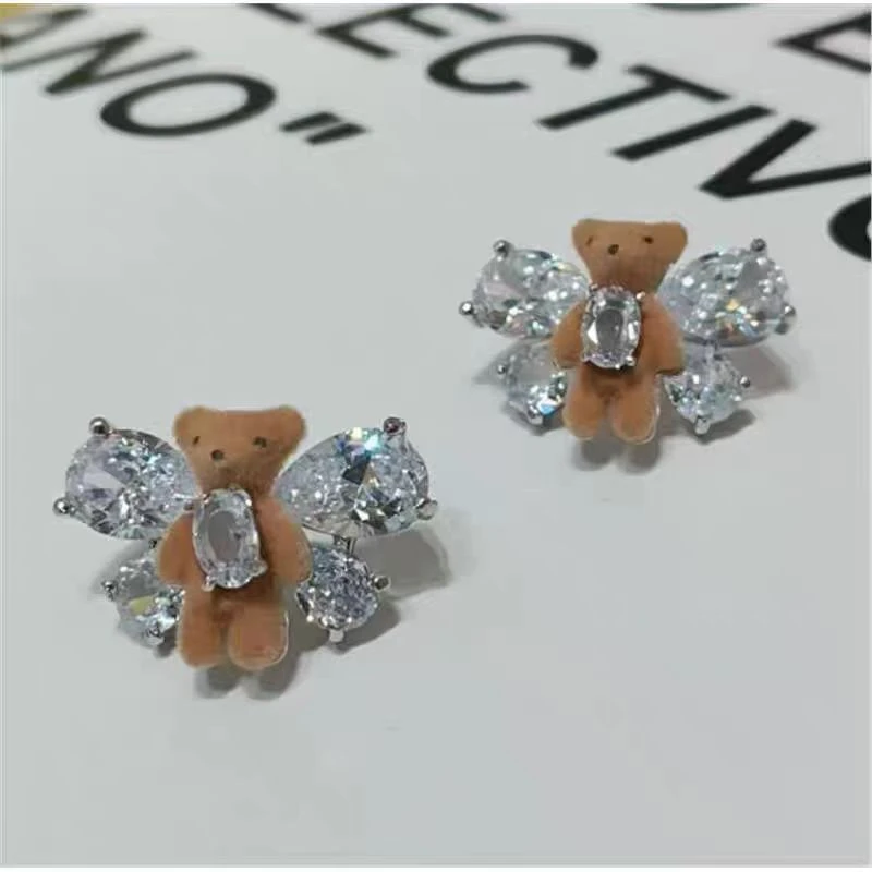 铜合金耳饰 轻奢时尚气质蝴蝶结小熊耳钉耳环PT0584