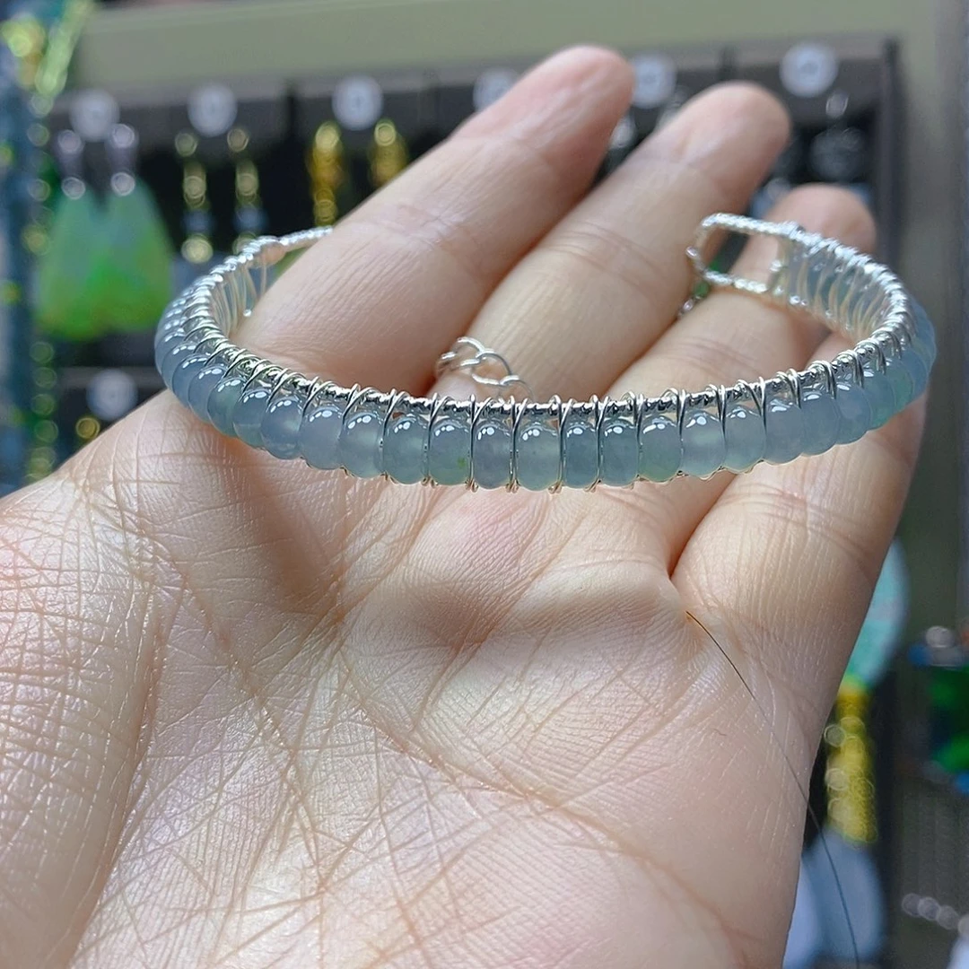 未镶嵌翡翠耳饰翡翠