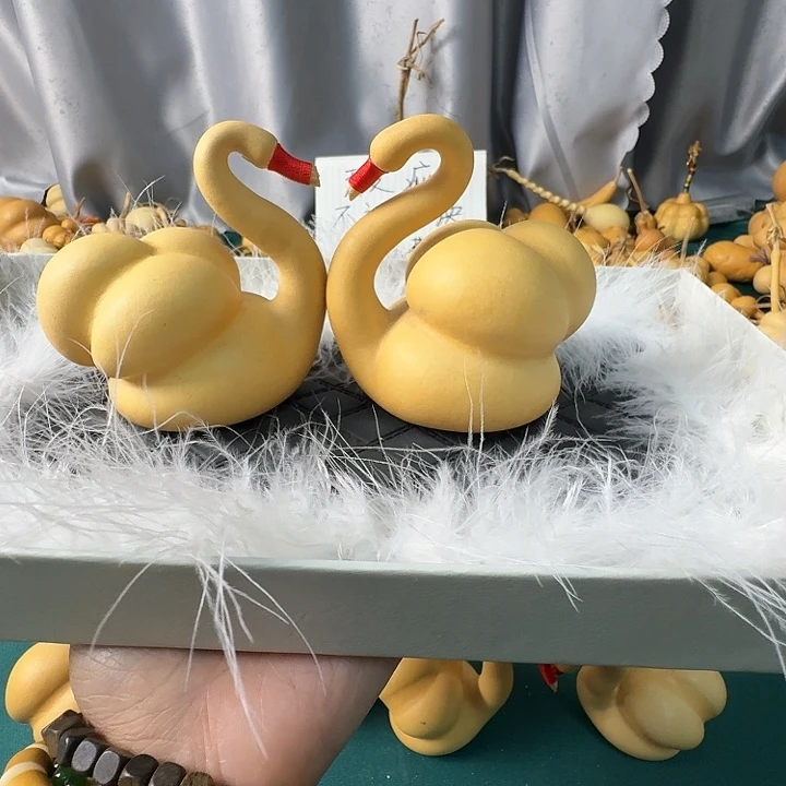 温***家大叶紫檀（黑酸枝木类）