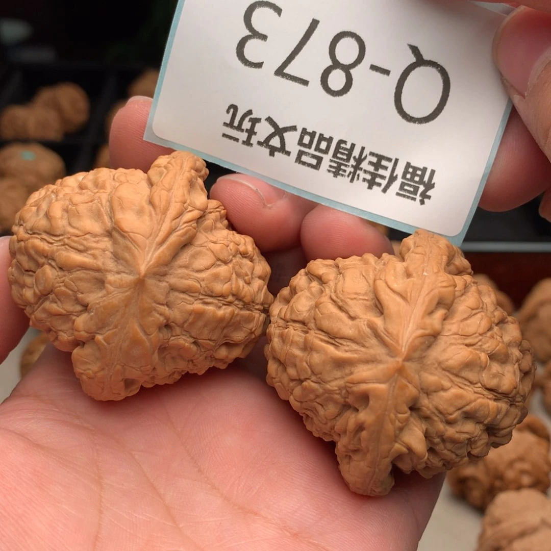 文玩核桃把件47龙鼎………