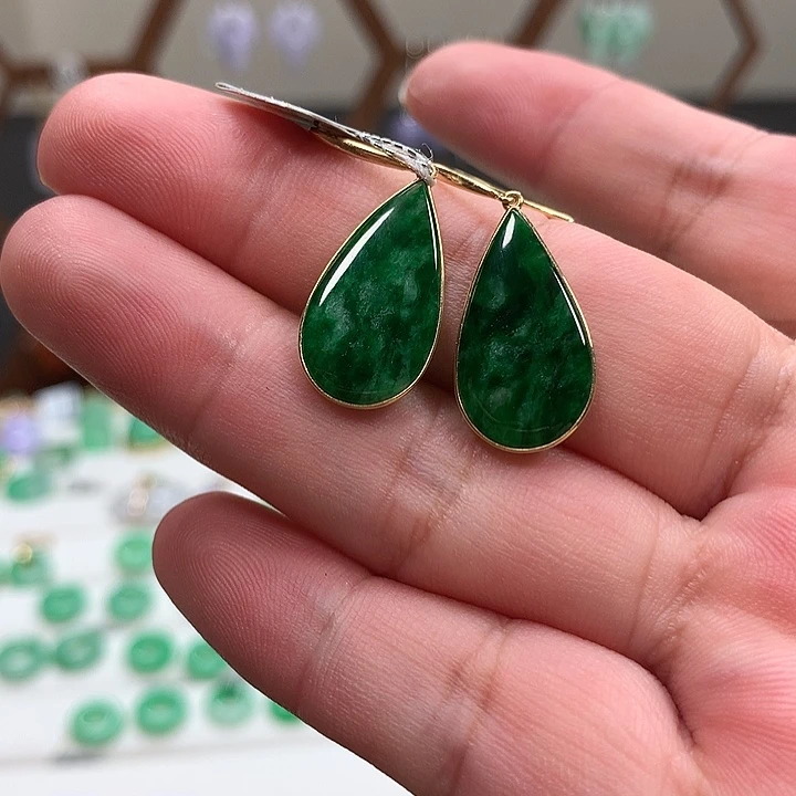 翡翠18K金镶嵌耳饰天然翡翠