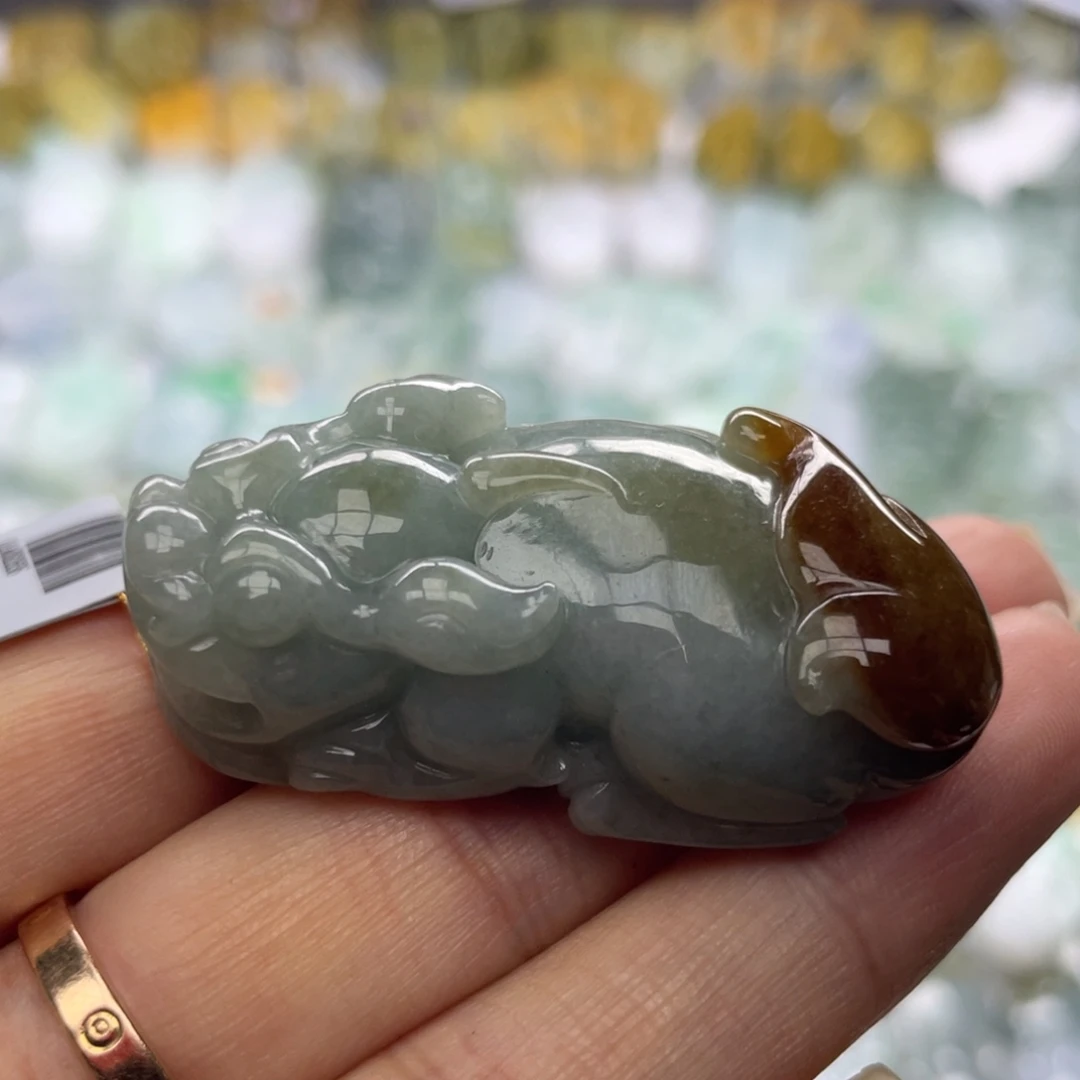 颈饰未镶嵌翡翠貔貅