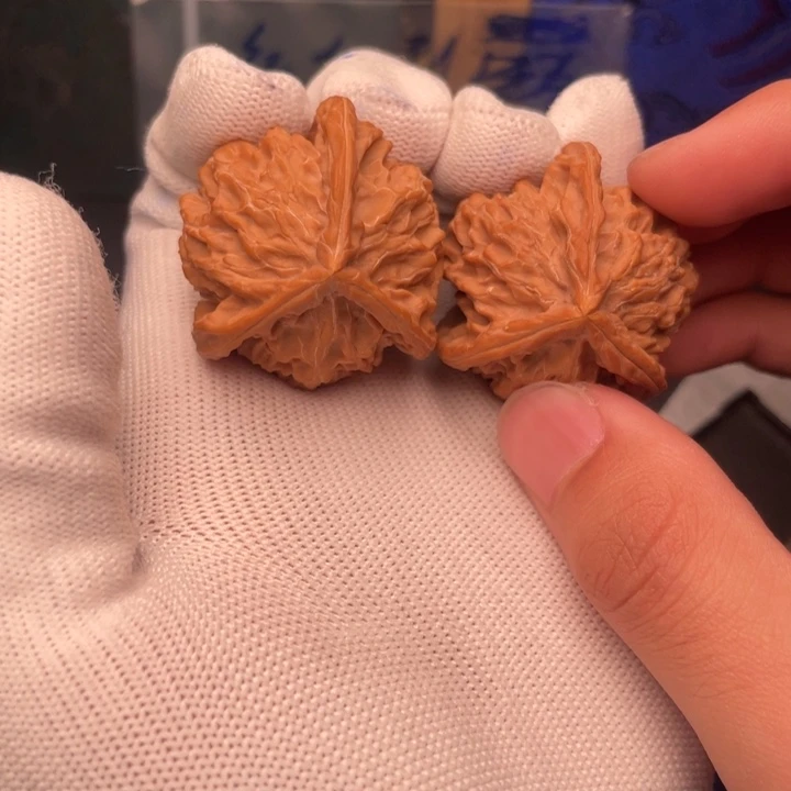 文玩核桃吊坠盘山