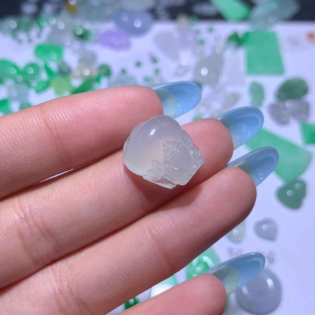 颈饰未镶嵌翡翠金蟾