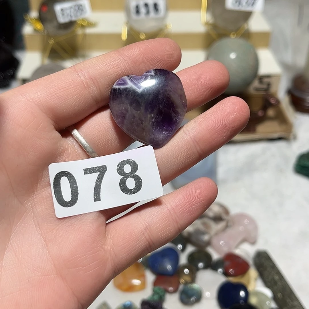 未镶嵌水晶大型摆件（非配饰）中****