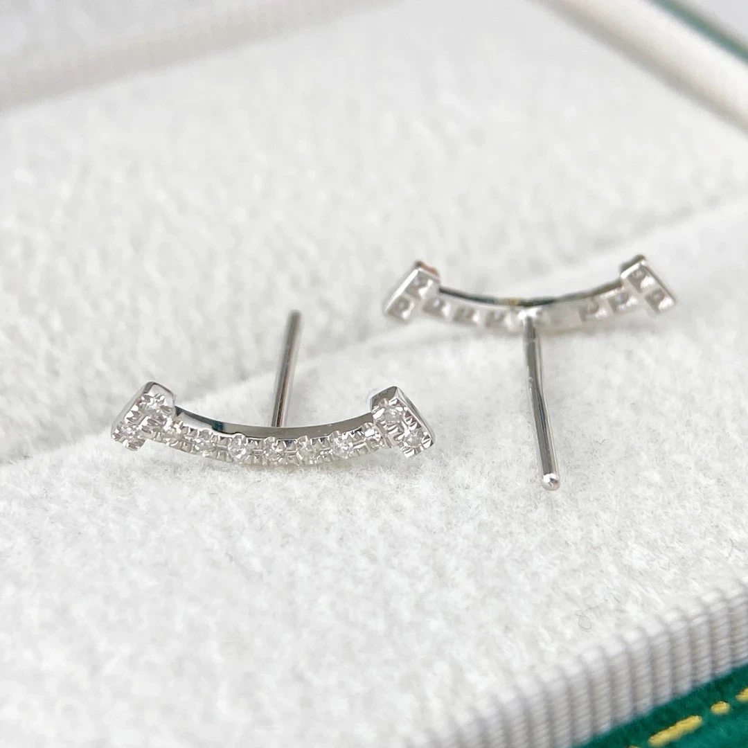 【QM珠宝】01723重金 微笑耳钉白ZSES