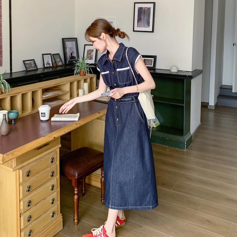 牛仔蕾丝拼接连衣裙女2025夏季新款复古港风氛围感时髦显瘦A字裙