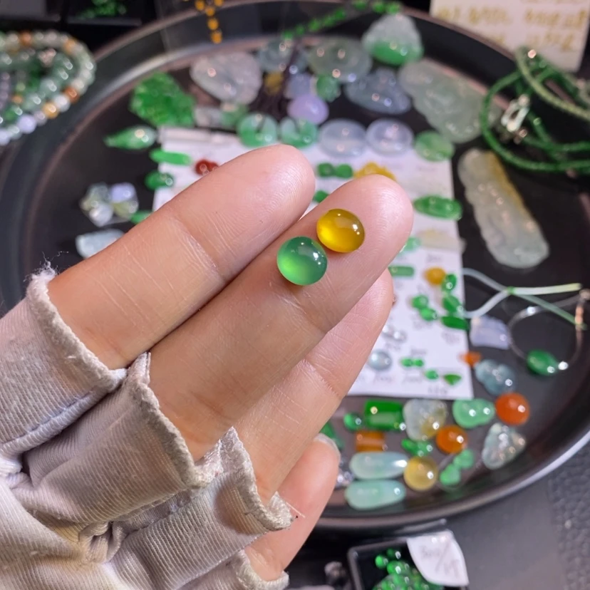 【闪购商品】翡翠挂件未镶嵌蛋