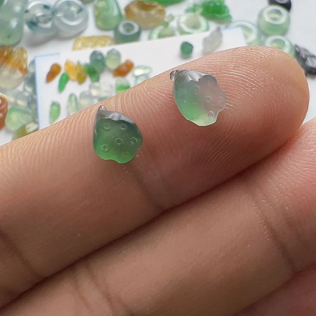 定制翡翠未镶嵌伯**甲莲蓬