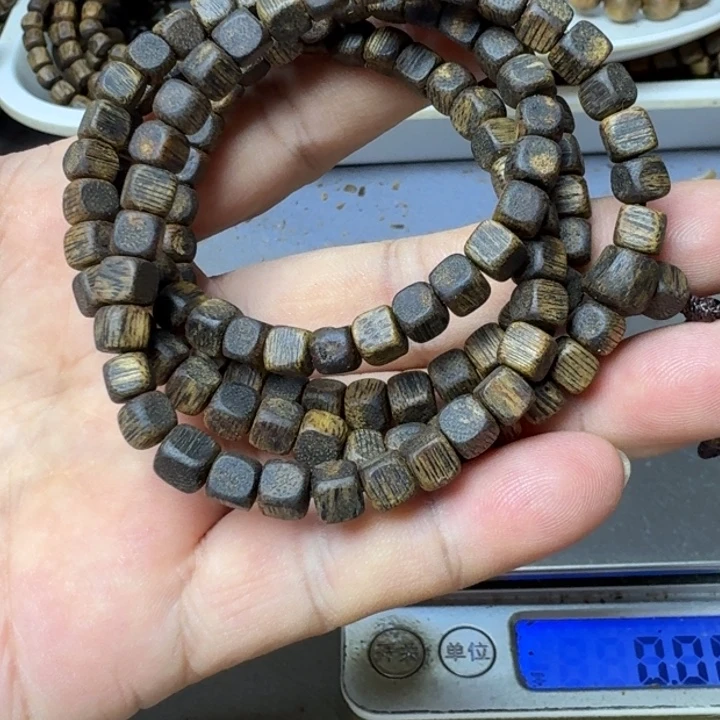 沉香手串仙****仓张勺子手串17克加