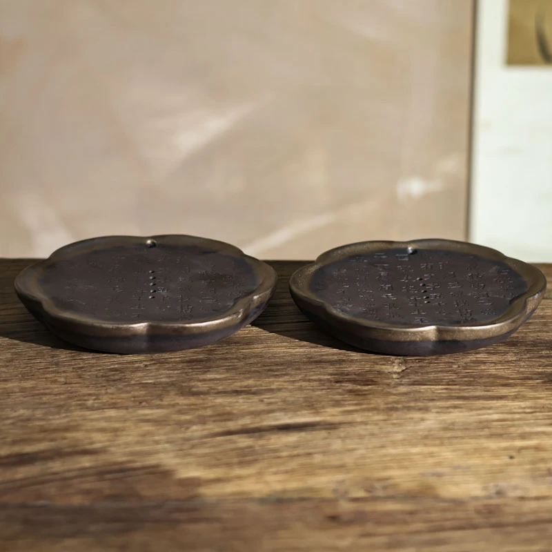 纳兰-七碗茶诗梅花壶承（底面颜色随机发一个）（Q3936）