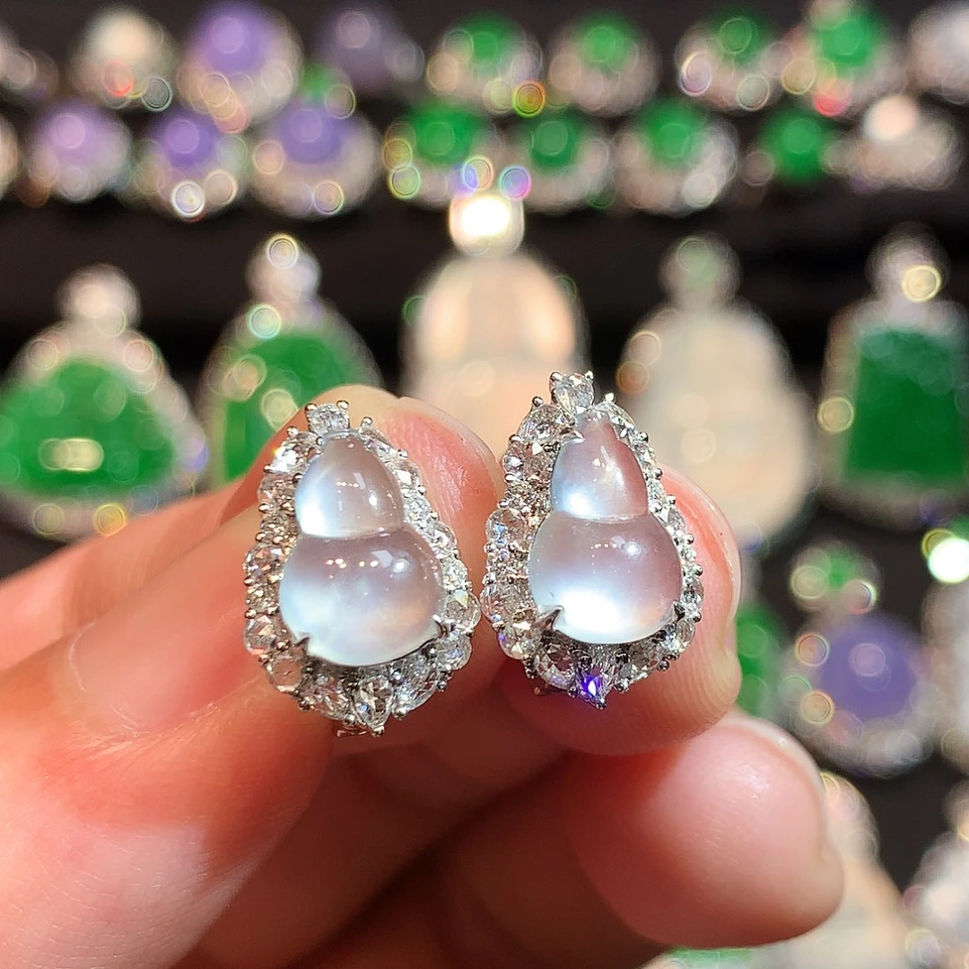 翡翠18K金镶嵌耳饰玻璃种茅台白葫芦耳包