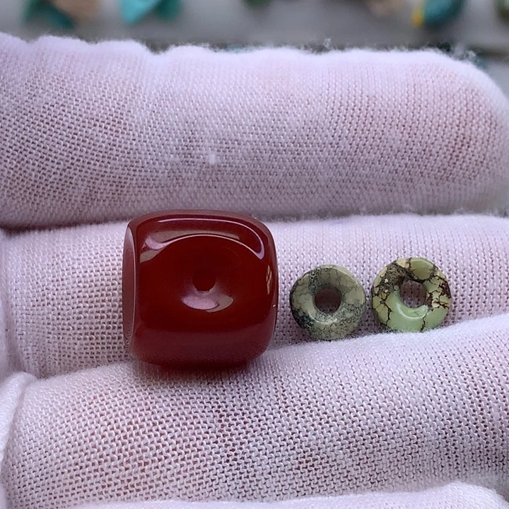 郭***郭玛瑙/玉髓原矿未镶嵌