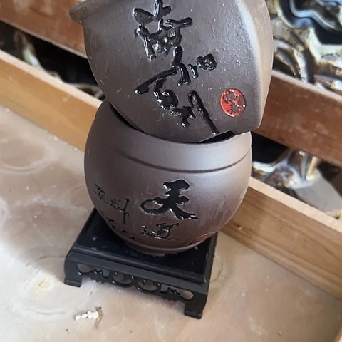 ··2盆++2个塑料托盘··