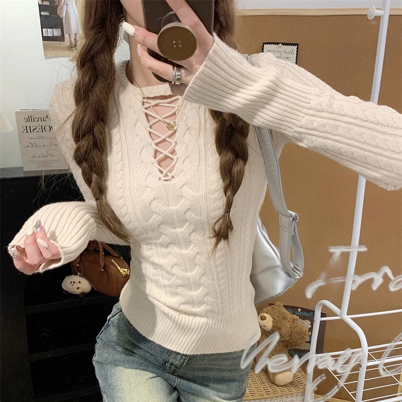 美院复古设计感收腰显瘦打底毛衣女冬季性感纯欲修身内搭针织上衣