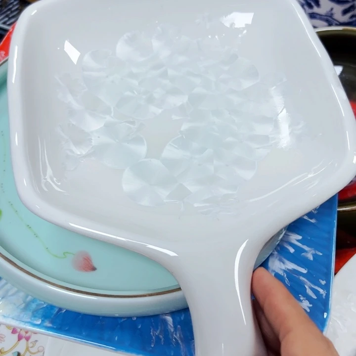 ，****瓷本店全场买20包邮。