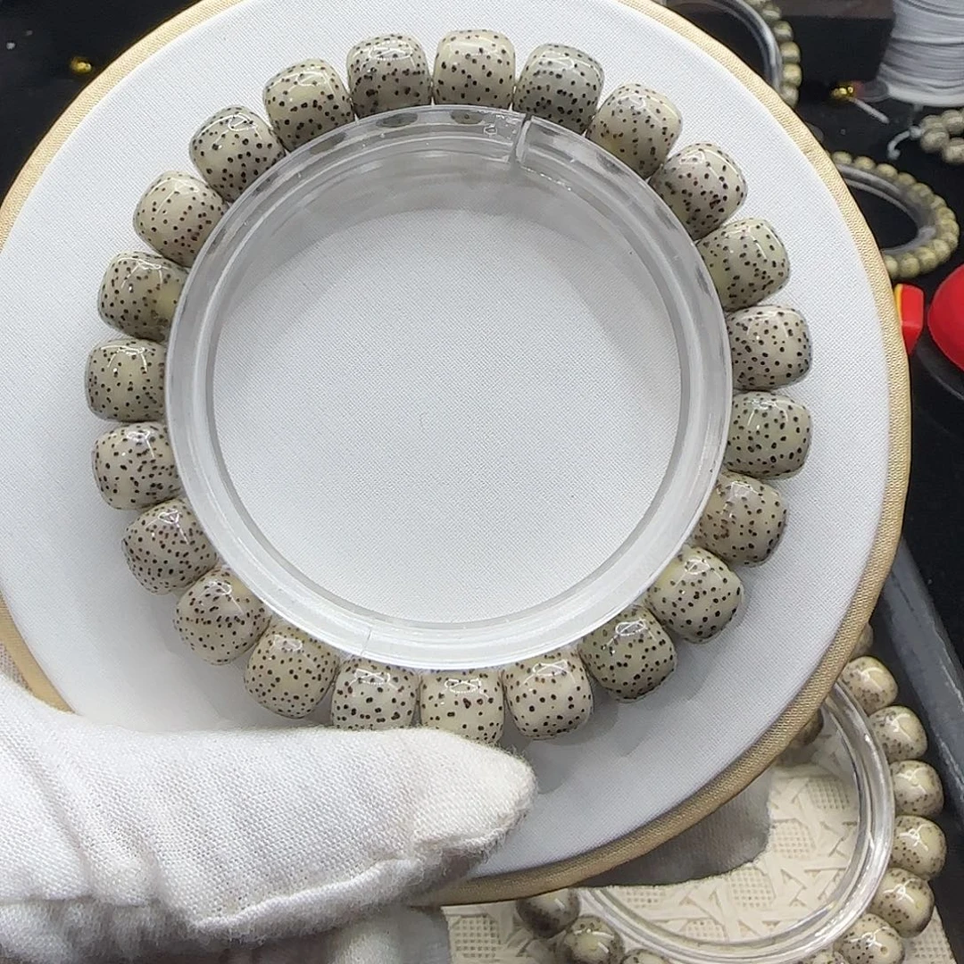 星月菩提吊坠星月菩提10×9星点