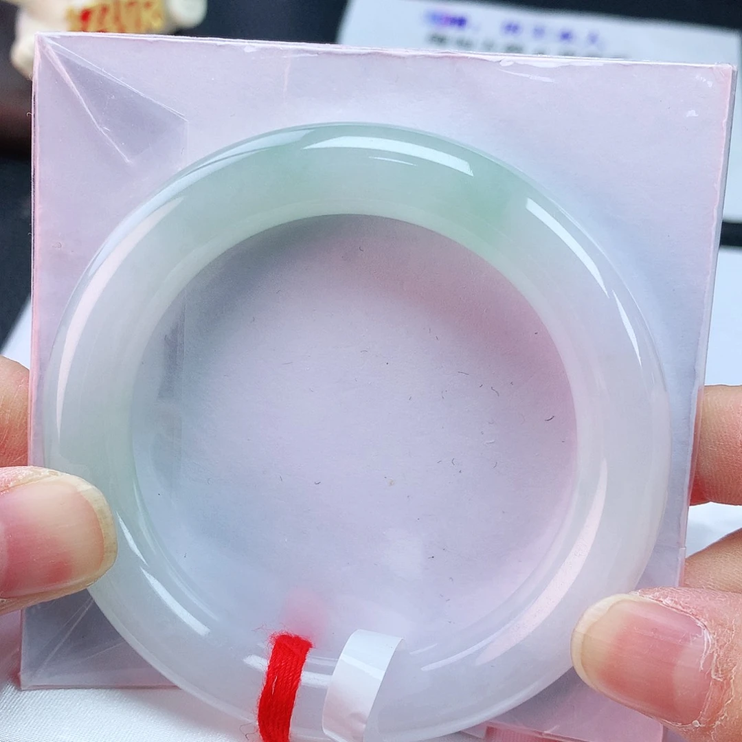 翡翠手镯未镶嵌52+胖