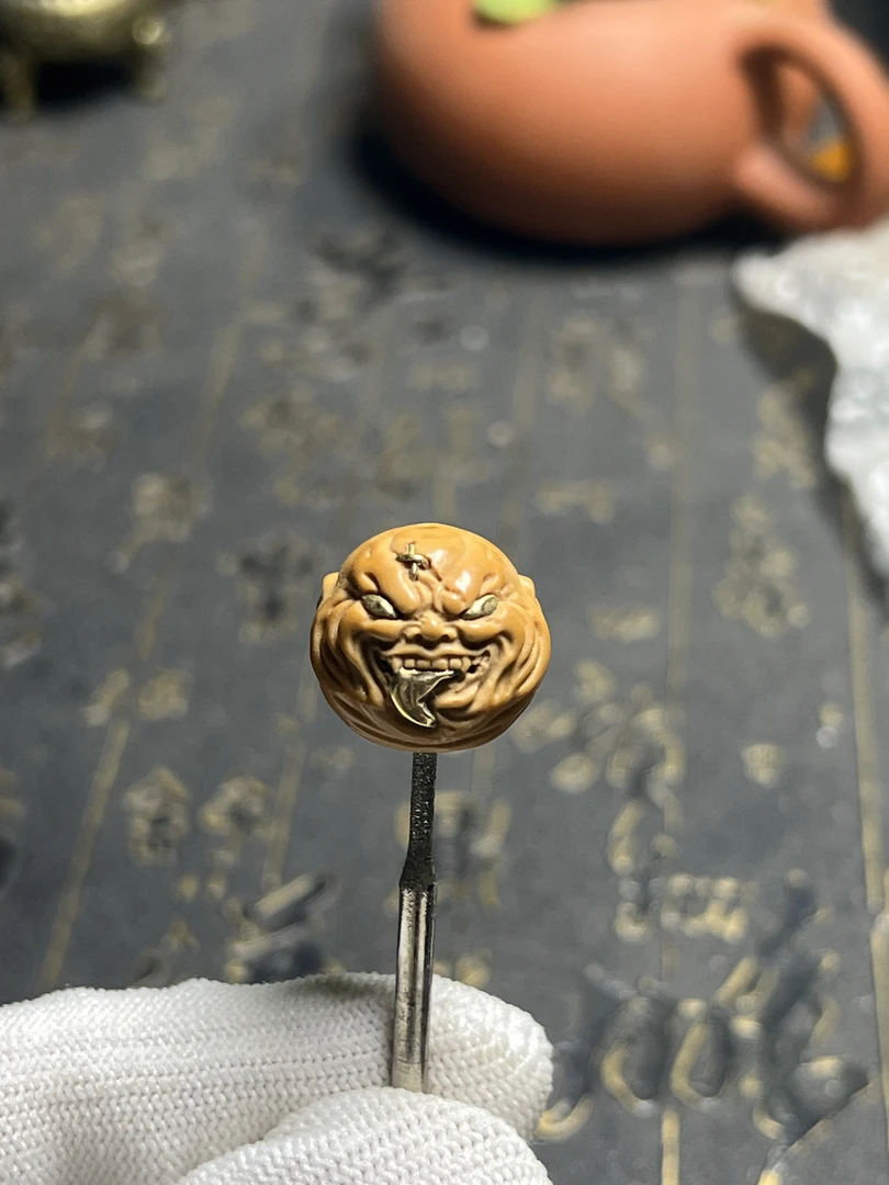 猴头核桃雕刻老鬼舔僧手工黄铜镶嵌配饰高密度油性大
