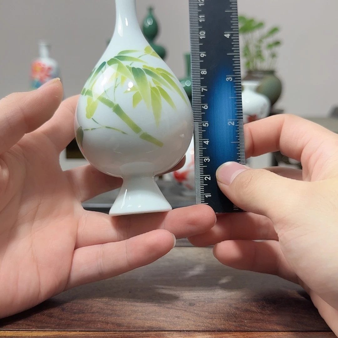Y***N陶瓷手工非常迷你小花器