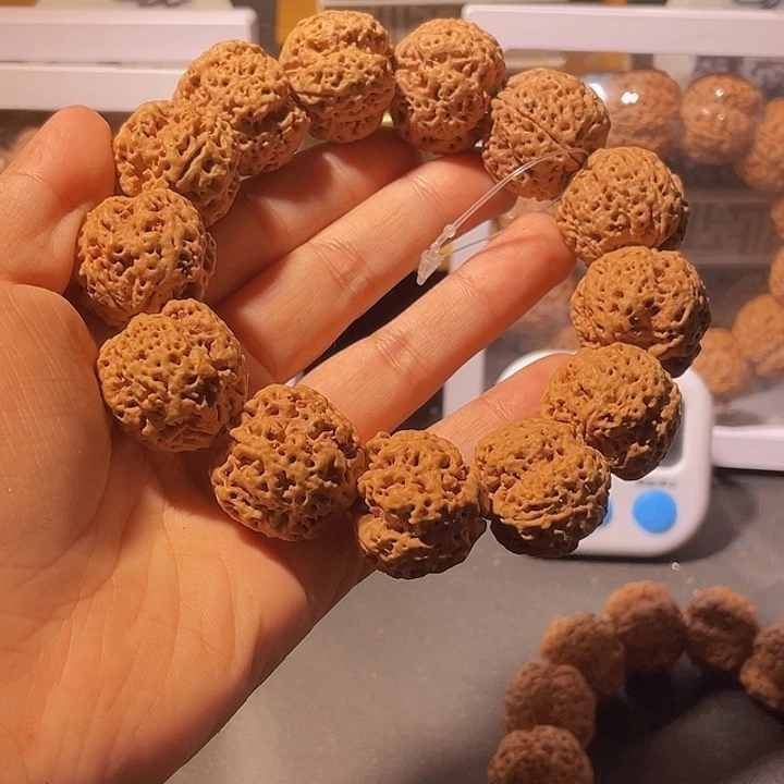 朗***_金刚菩提手串金刚