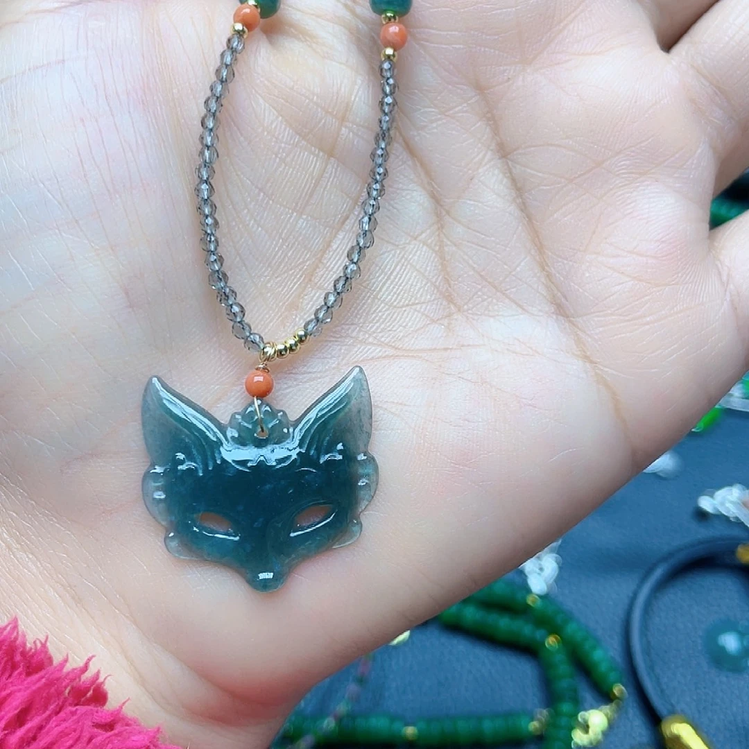 翡翠未镶嵌颈饰项链