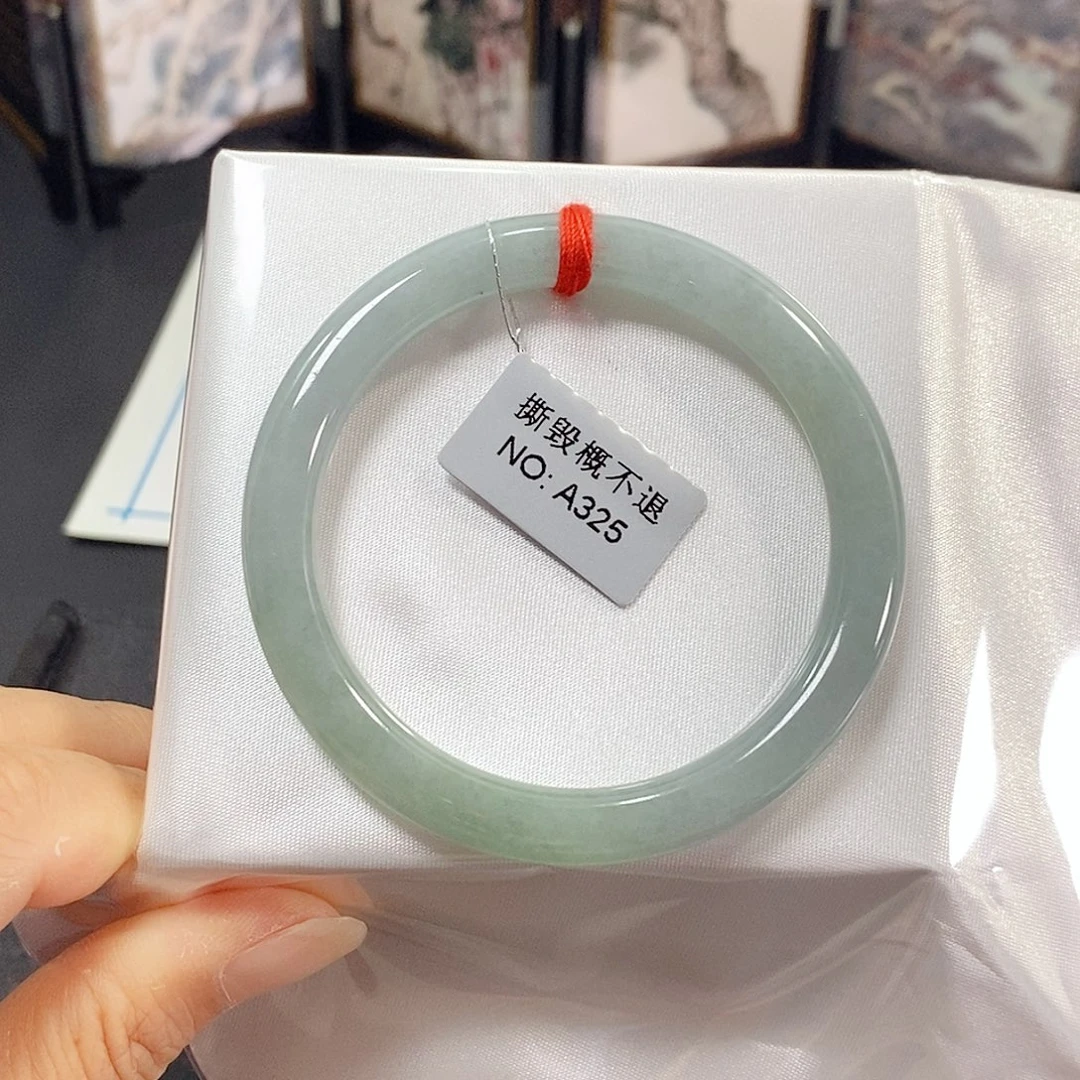 翡翠未镶嵌手镯手镯