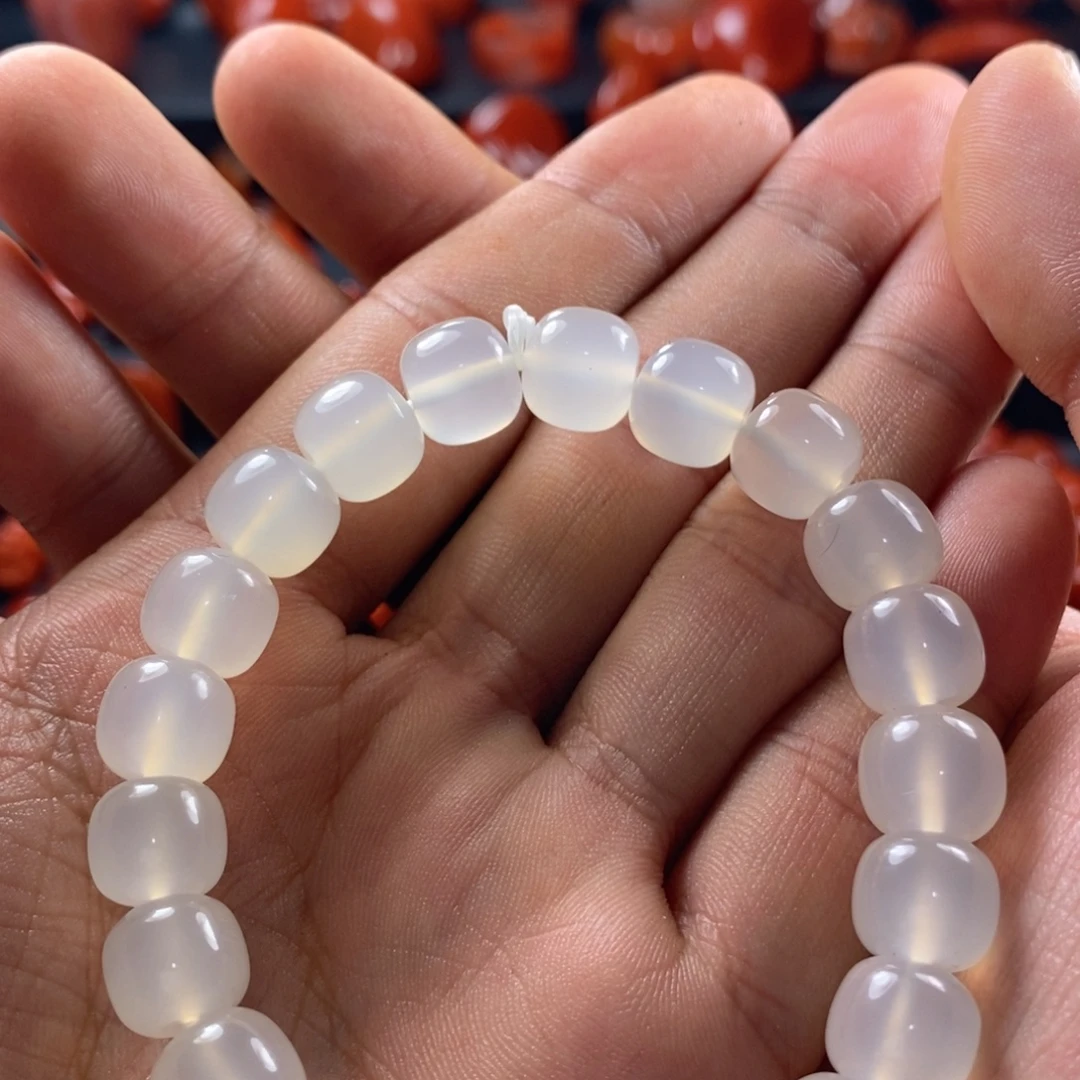 未镶嵌南红玛瑙珠宝奇石老型