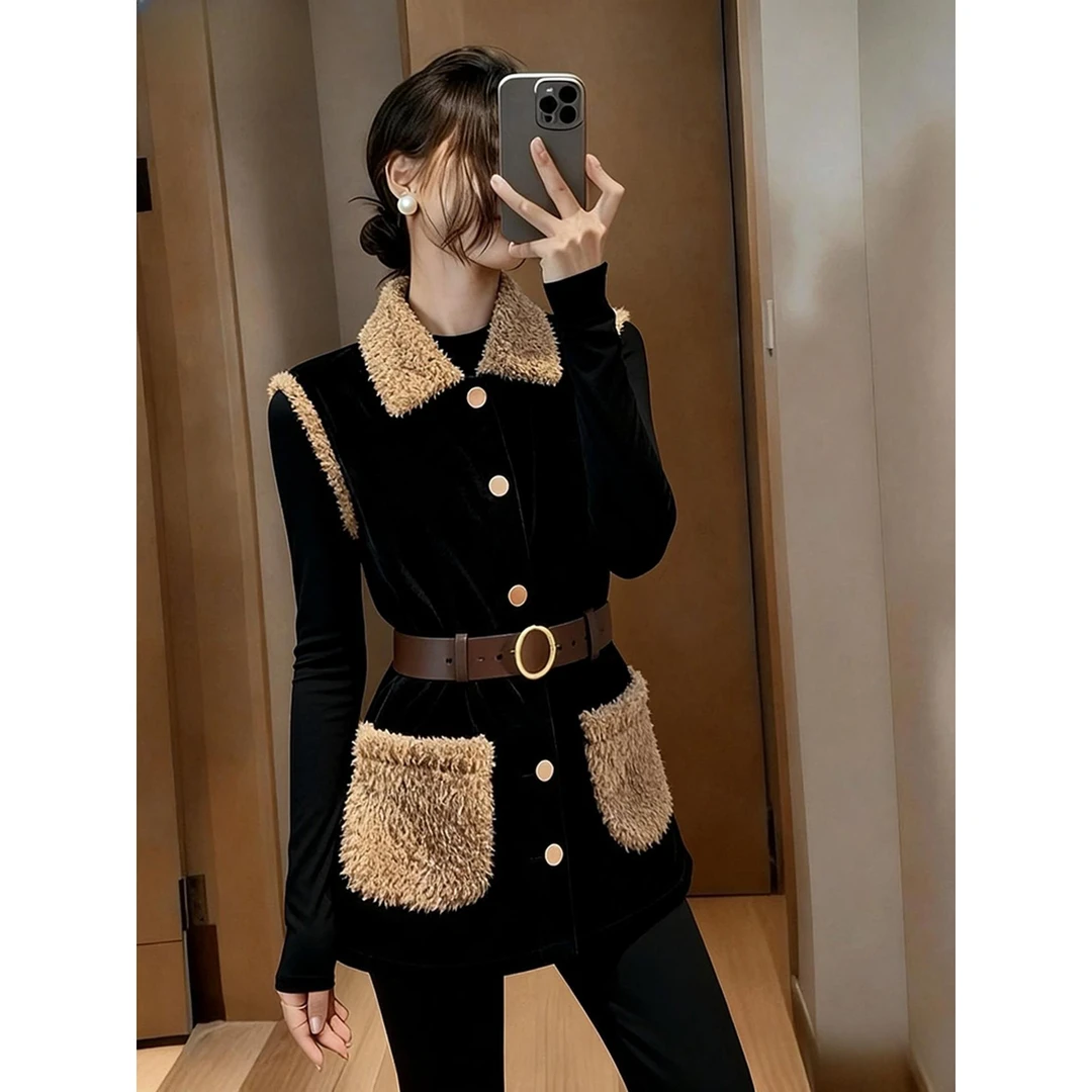 黑色丝绒马甲女装秋冬新款时髦洋气高级感独特超好看气质收腰马夹