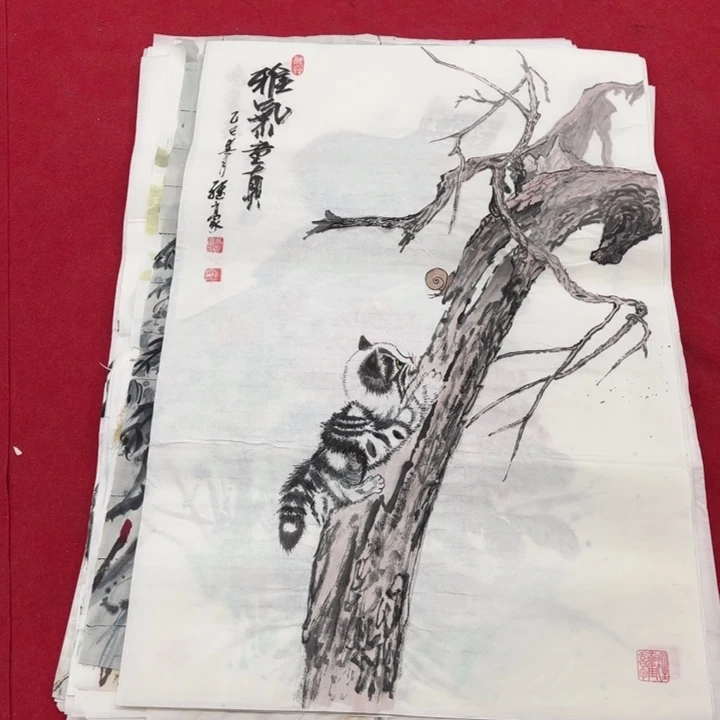 国画花鸟等图案为一体而