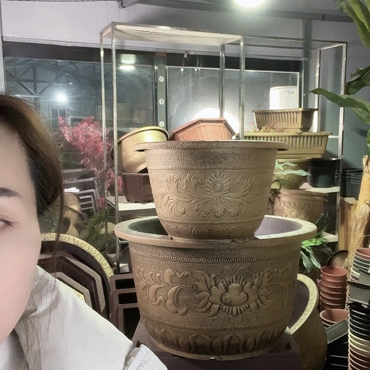 50花盆2个60元包邮