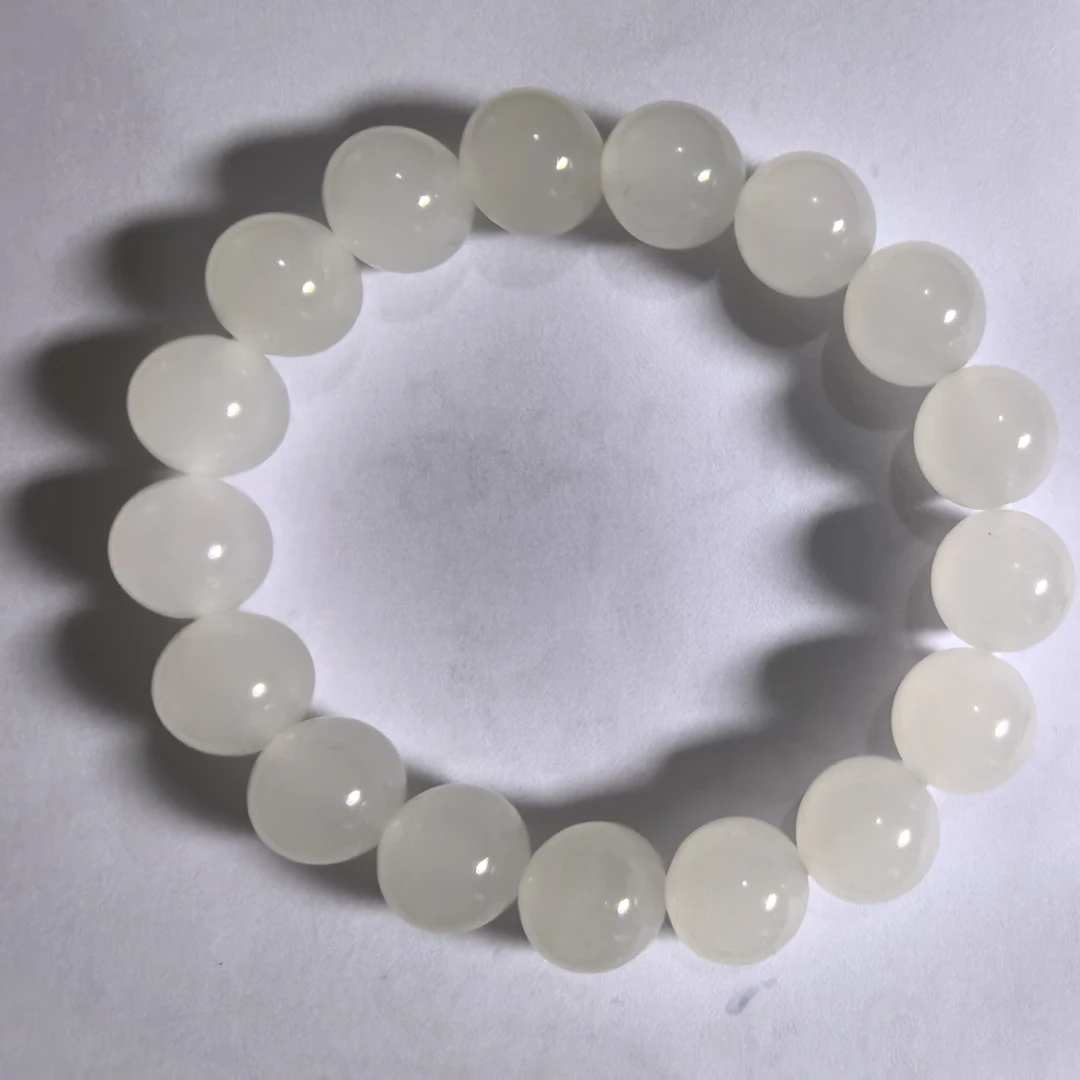 和田玉青海老冰料白玉12mm。