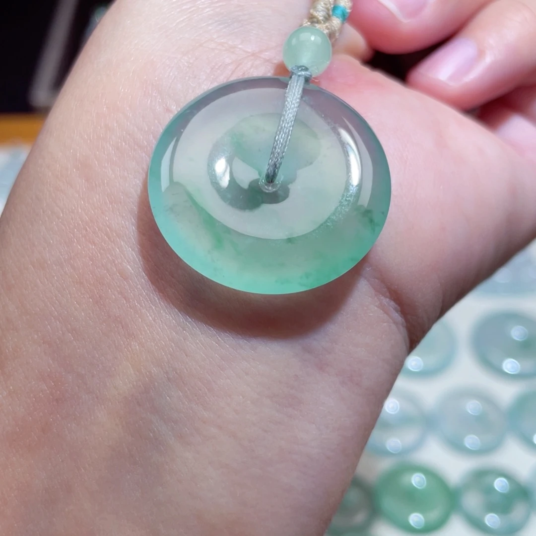 颈饰未镶嵌翡翠扣子