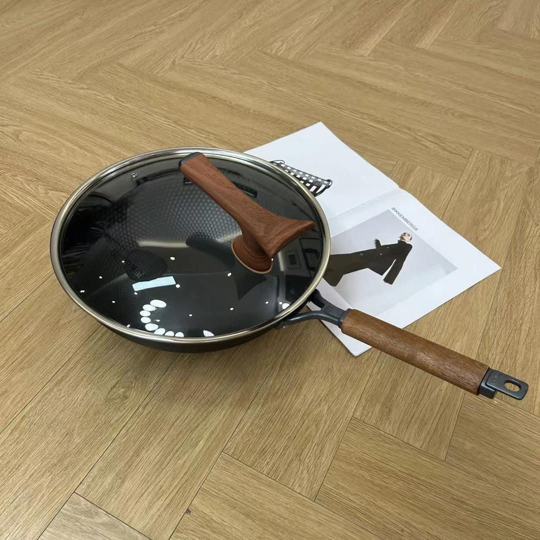 32cm 轻量精铁玻璃盖铁锅家用无涂层炒菜锅H9504