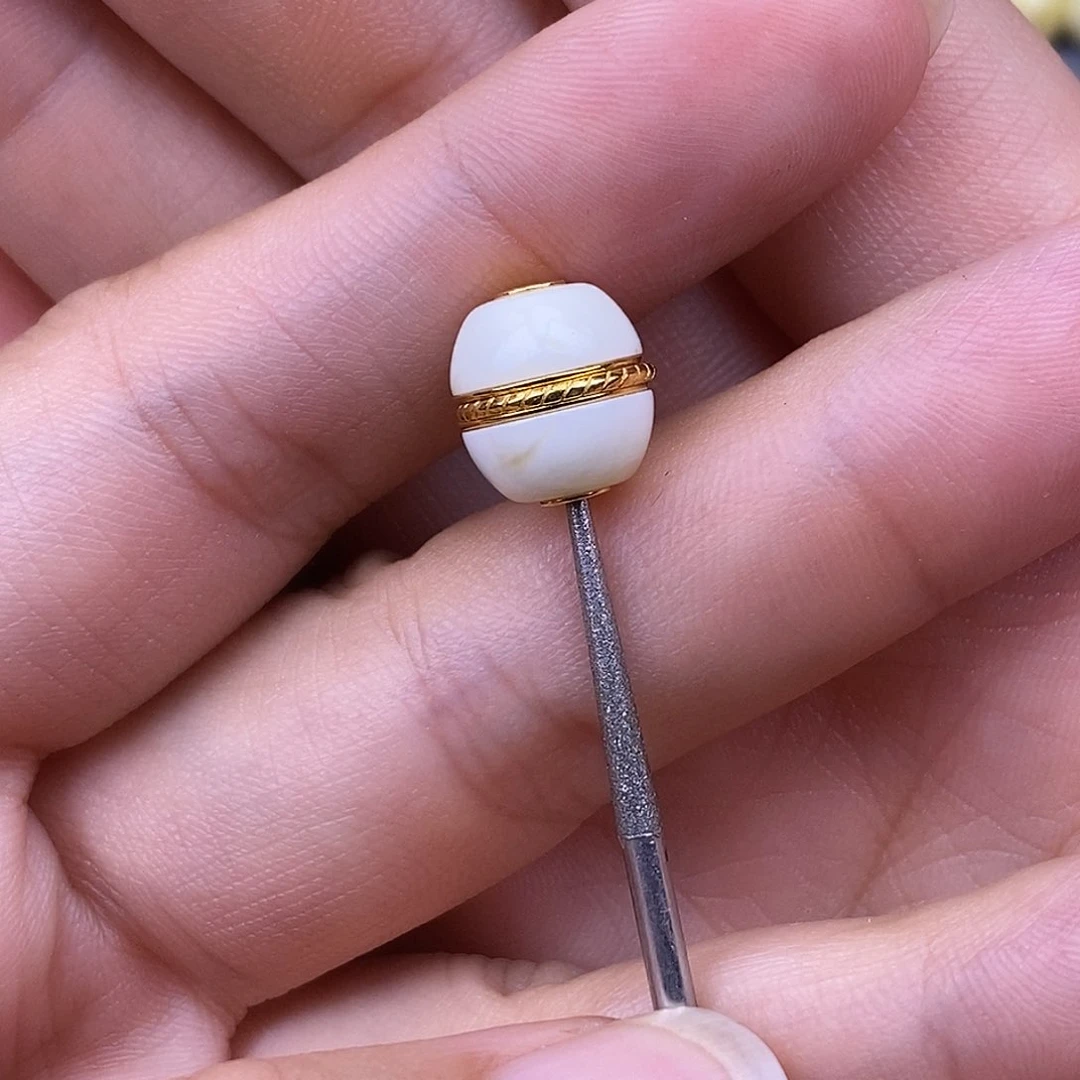 18K金镶嵌琥珀裸石11mm 蜜蜡汉堡珠