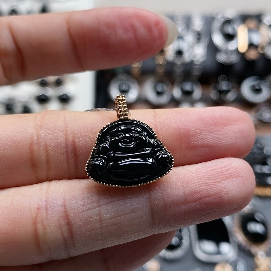 翡翠18K金镶嵌颈饰佛公